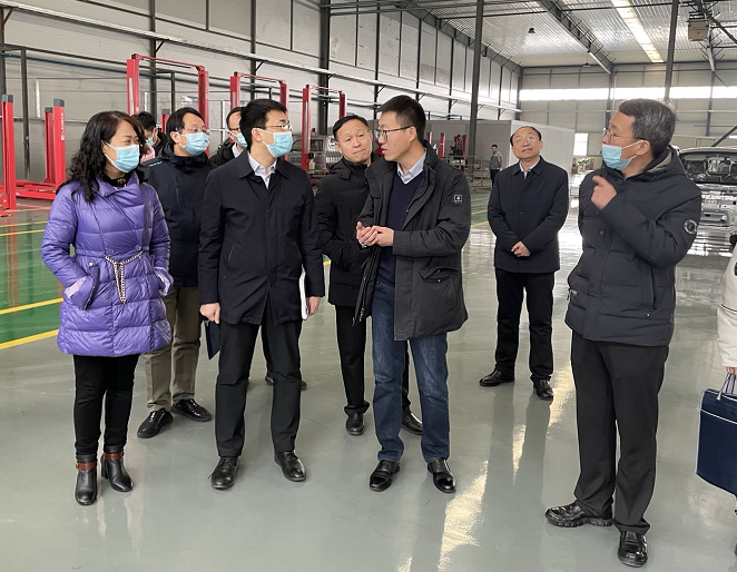 【工作动态】省工信厅入企服务组走进伟德国际1946汽车
