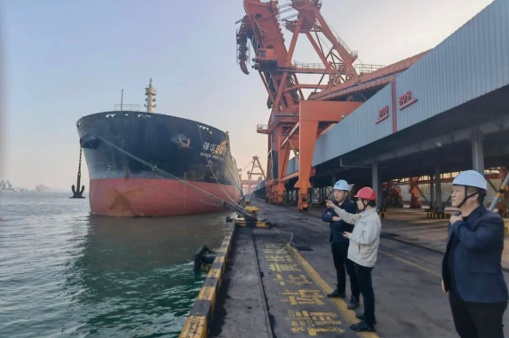 伟德国际1946煤销公司常务副总靳斌一行到河北华电曹妃甸储运有限公司走访交流