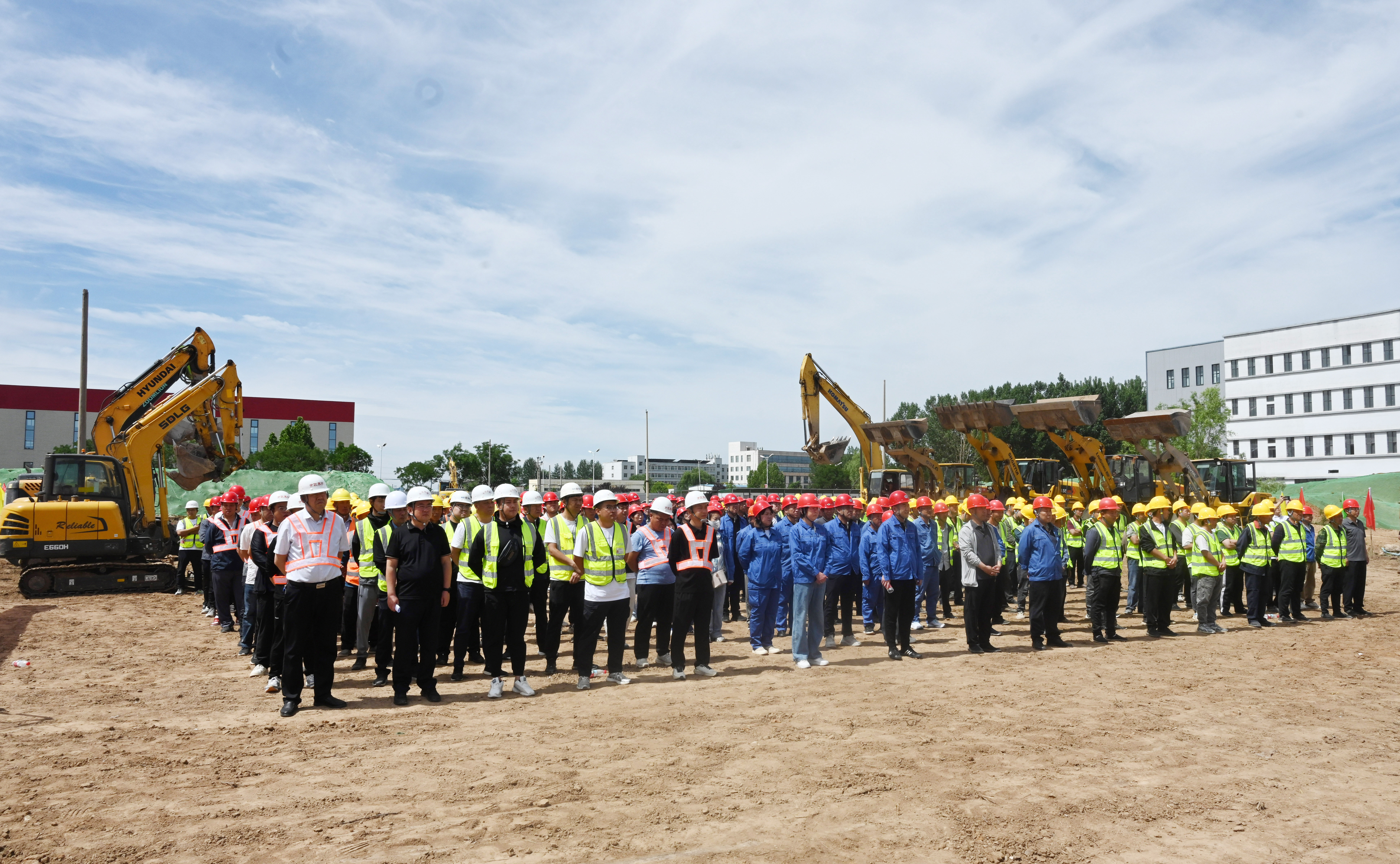 长治市城建重点项目集中开工仪式在伟德国际1946祥和园举行