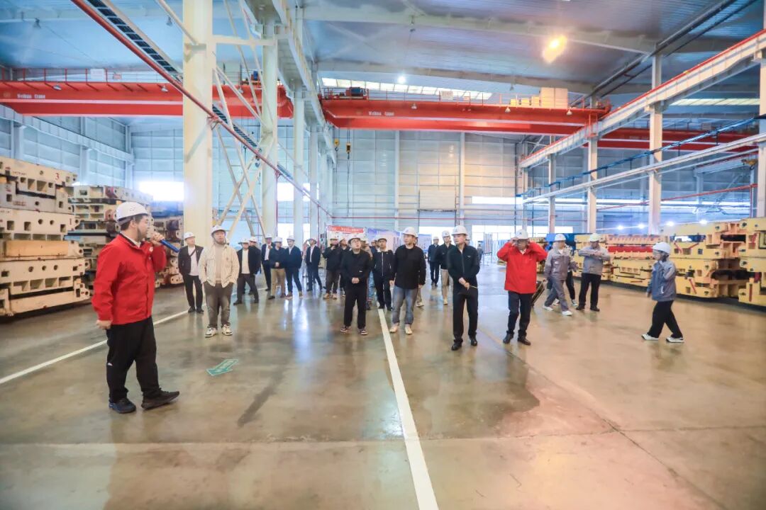 伟德国际1946汽车遵义工厂“电动贵州・绿色出行”产销对接会圆满伟德国际1946！